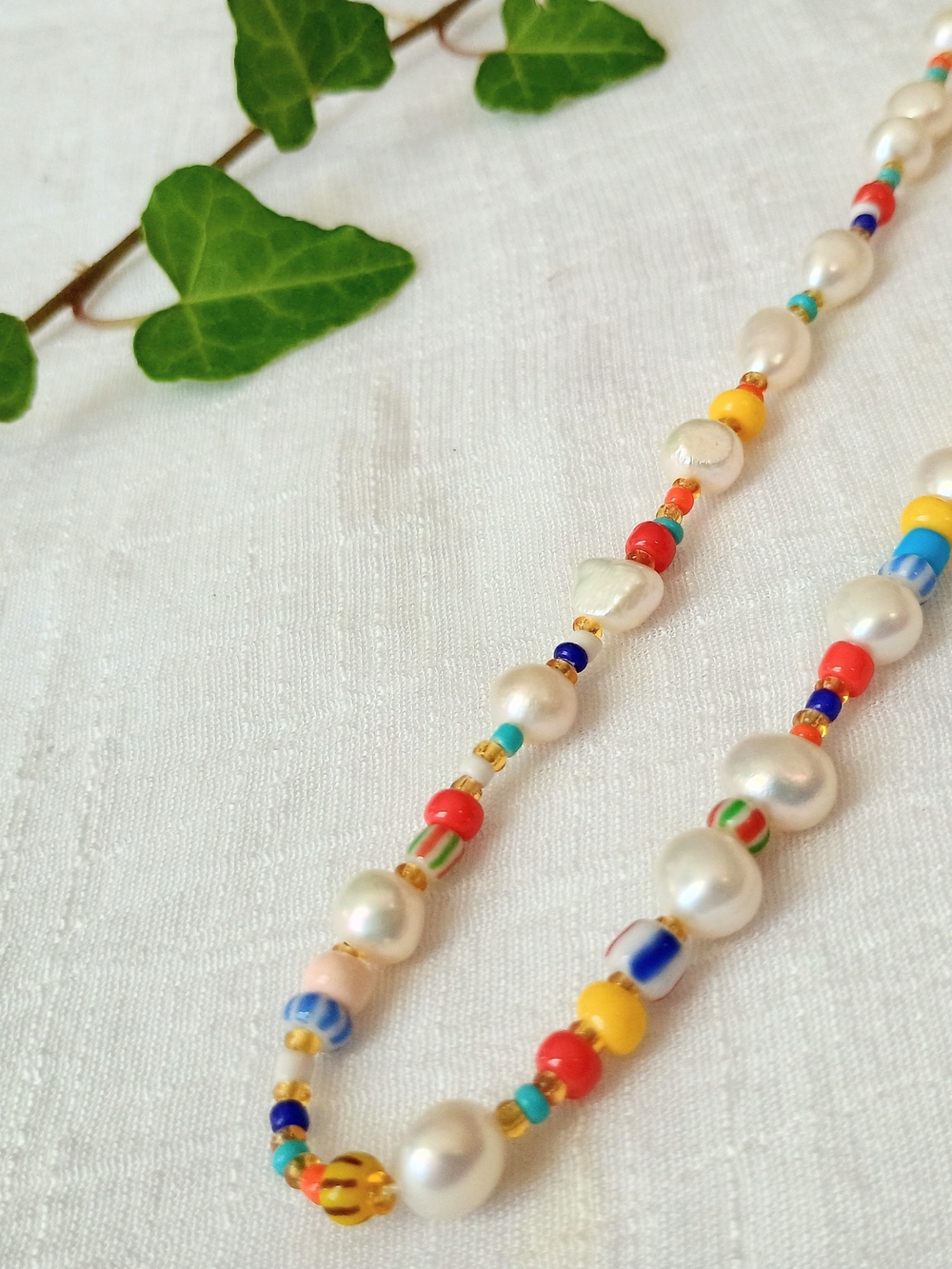 🍎 FESTIVAL FASHION 🍎 River Pearl and Colored Bead Choker, Beachy Vibes
